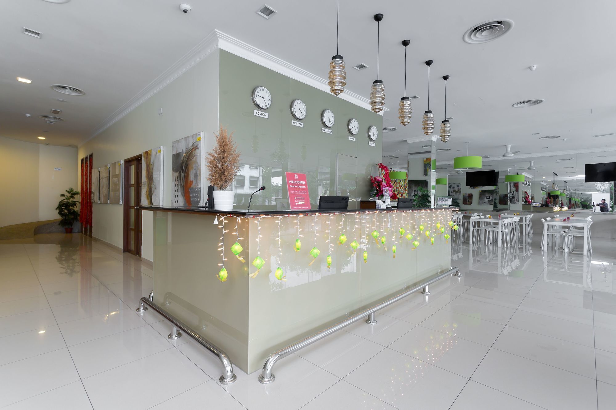 Zen Rooms Basic Sentul กัวลาลัมเปอร์ ภายนอก รูปภาพ